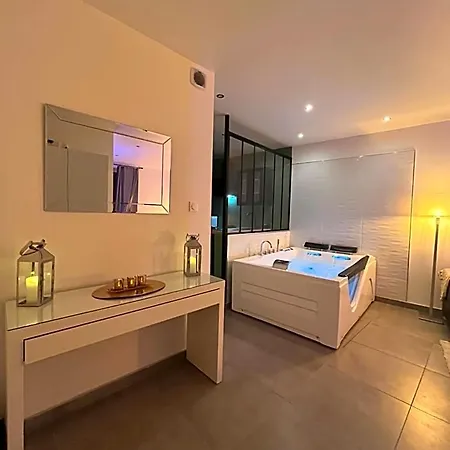 Appart&spa Republique Szálloda Dijon