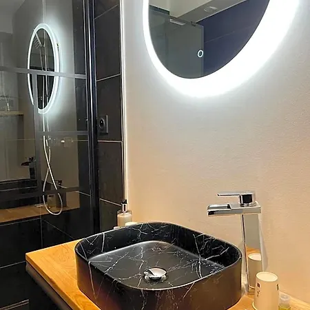 Szálloda Appart&spa Republique 3*